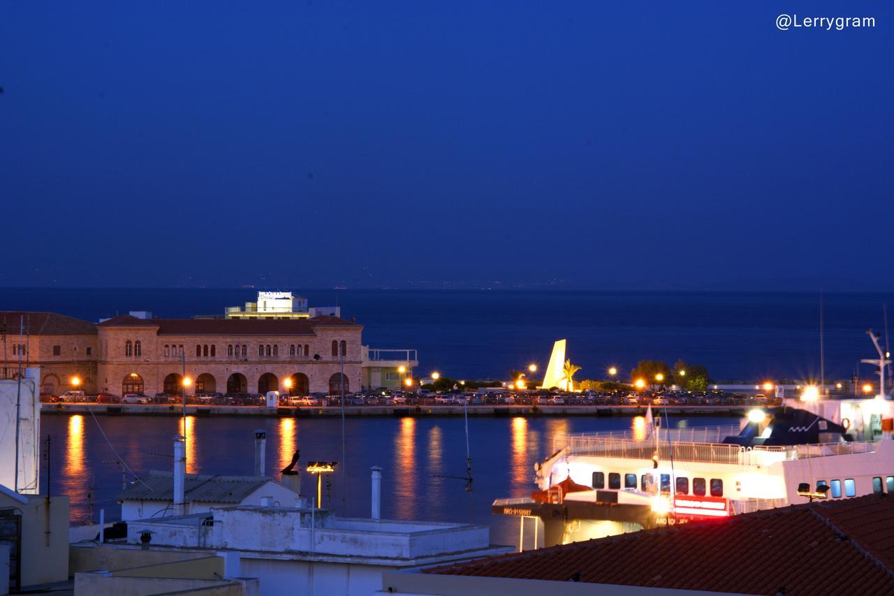 Island Of Luxury Apartments Ермополи Екстериор снимка