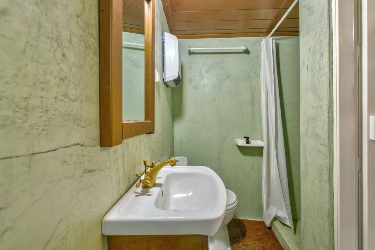 Island Of Luxury Apartments Ермополи Екстериор снимка