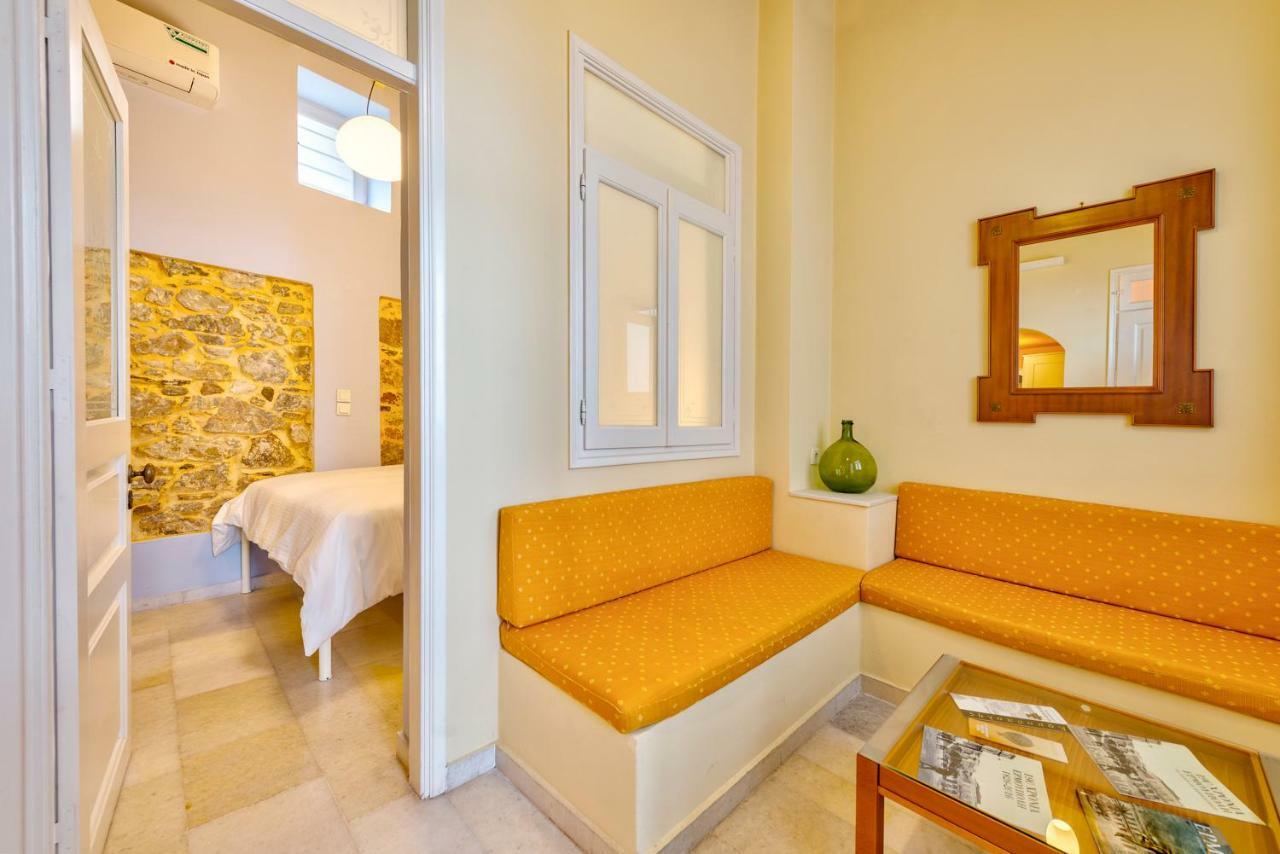 Island Of Luxury Apartments Ермополи Екстериор снимка