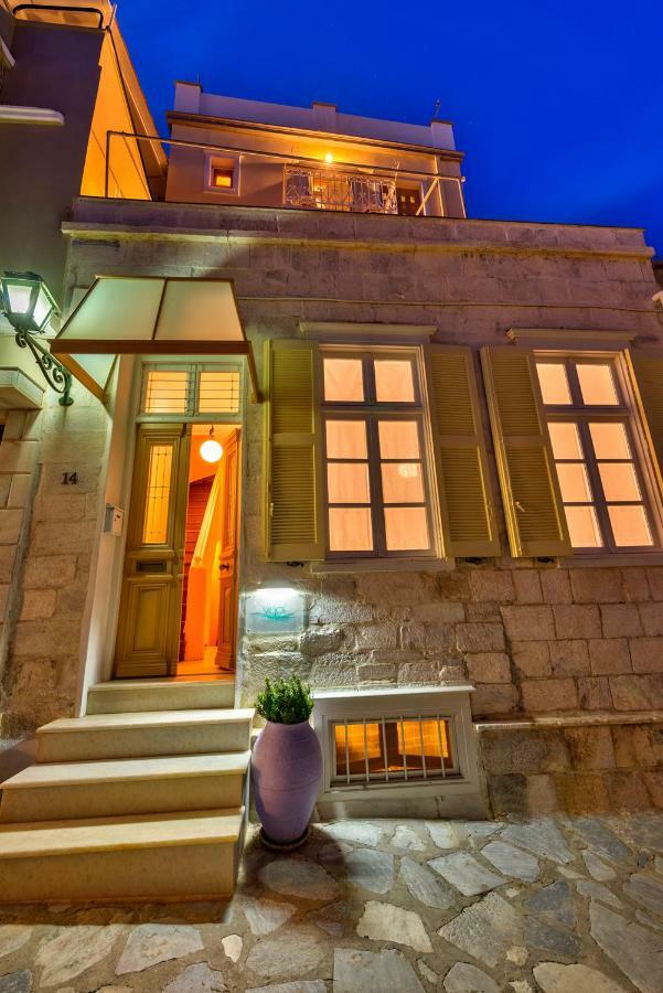 Island Of Luxury Apartments Ермополи Екстериор снимка