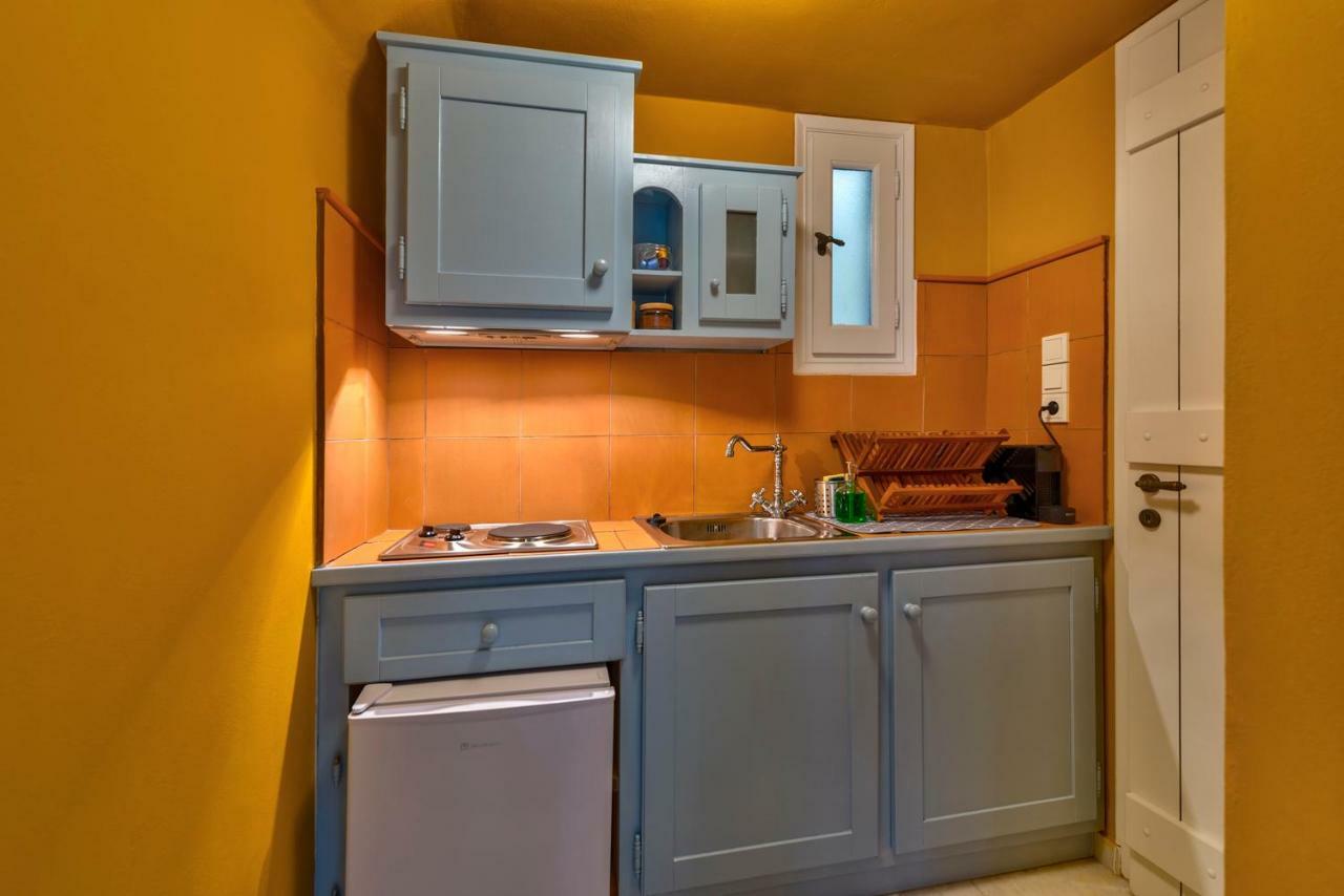 Island Of Luxury Apartments Ермополи Екстериор снимка